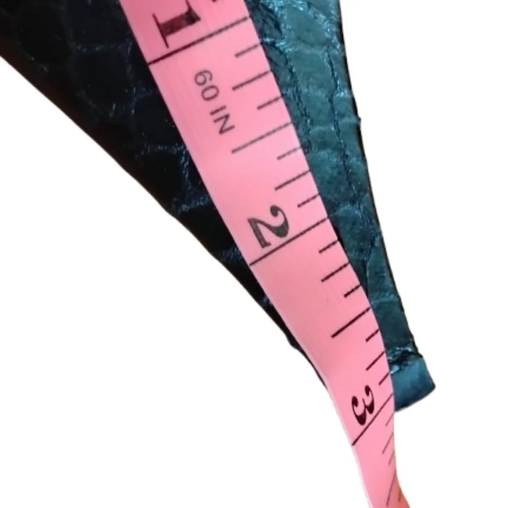 black studded heels pumps size 9 - Picture 5 of 6